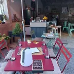 La Steveniere Et D'hotes Chandolas