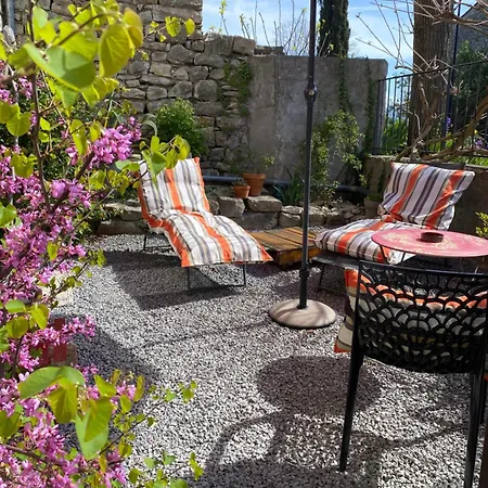 La Steveniere Guest house Chandolas